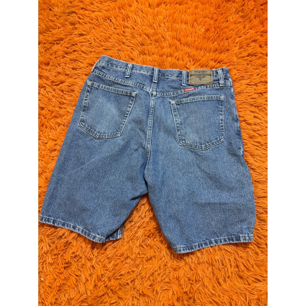 Wrangler Mens Relaxed Fit Denim Shorts Medium Wash Blue Cotton 606W1MS Size 36